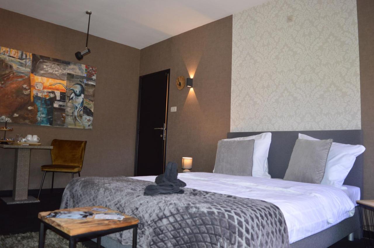 Luxury - Francofolies Hotel Spa